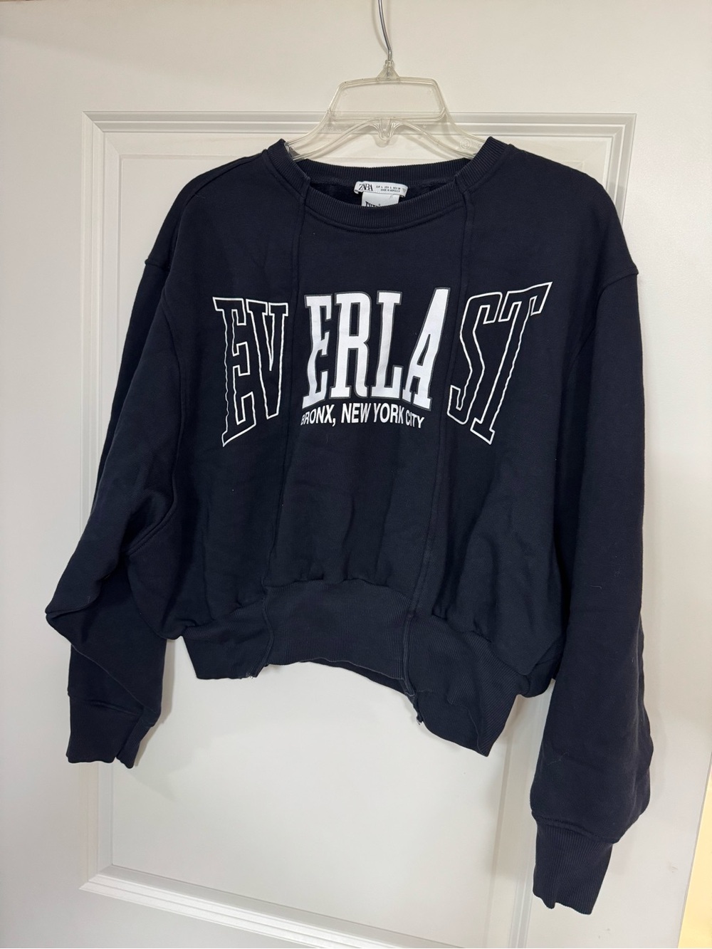 Zara Black Cropped Crewneck Sweatshirt with White Logo